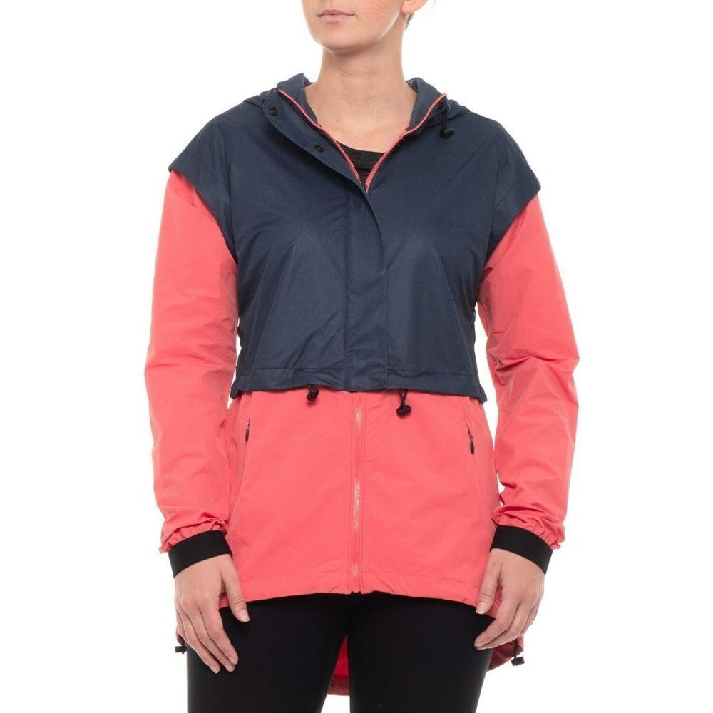Under Armour Women's GORE WINDSTOPPER Rain Jacket‎